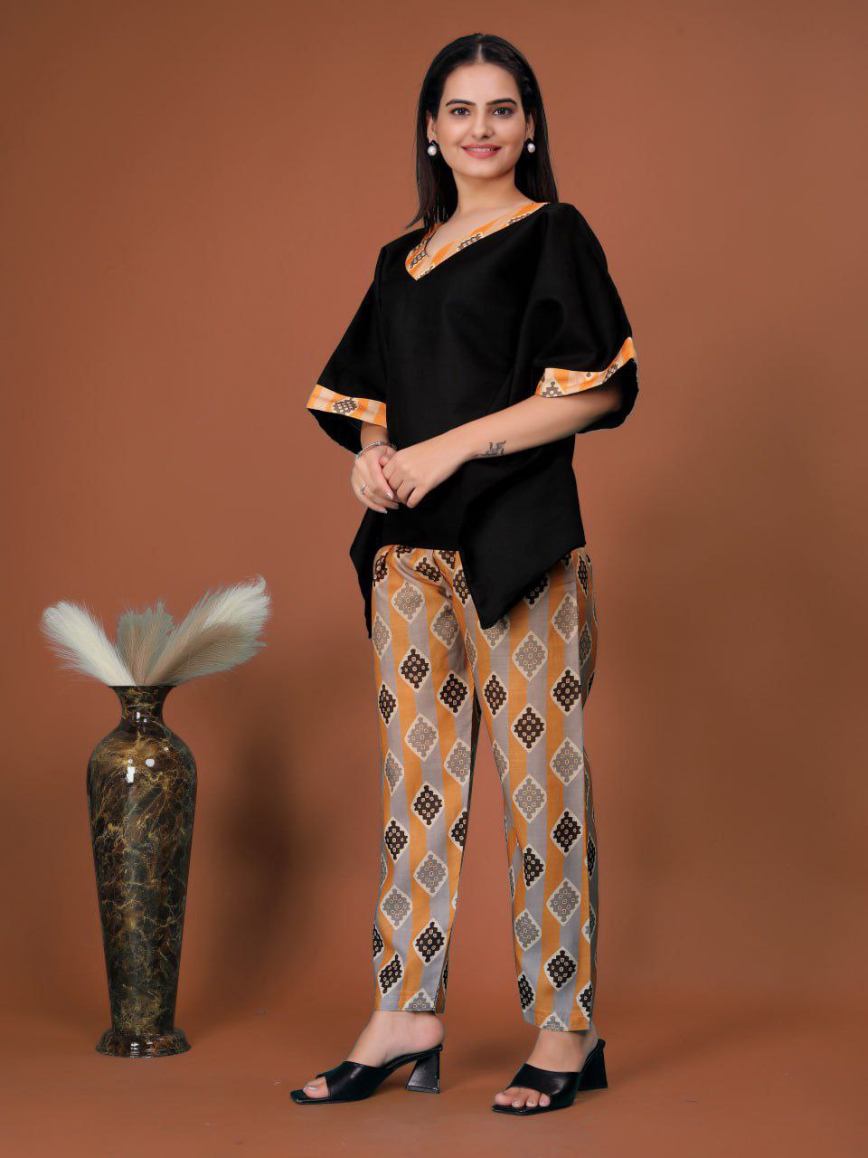 Cotton Casual Wear Kaftan+ Pent In Black Colour